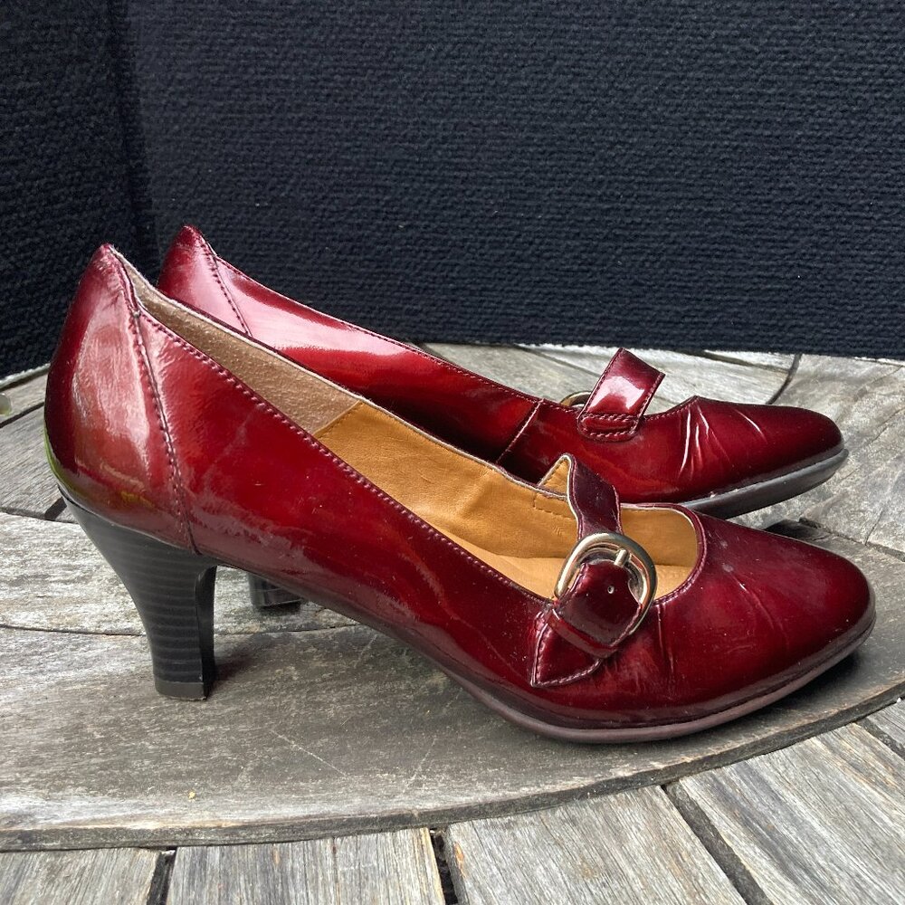 SOFFT EURO SOFT PATENT MAROON RED PUMPS 8M